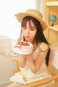 《漂亮的保姆》HD